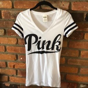 🖤🤍PERFECT CONDITION 🔥🔥🔥White PINK tee
